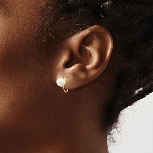 Freshwater Cultured Clip on Earrings - Picture 1 of 4